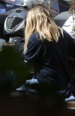 CAROLINA CRSCENTINI and Francesco Motta Out in Rome 04/25/2022