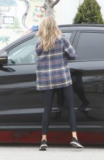 CHARLOTTE MCKINNEY Shopping for Grocery at Erewhon in Pacific Palisades 04/02/2022