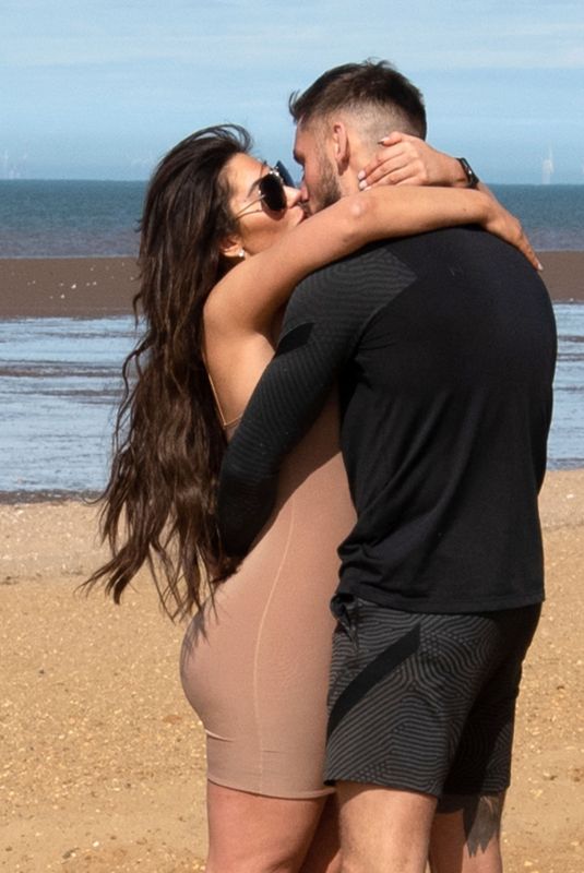 CHLOE FERRY and Johnny Wilbo Out at a Beach in Norfolk 03/30/2022