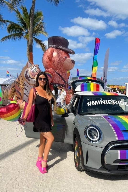 CLAUDIA ROMANI at Miami Beach Gay Pride 04/10/2022