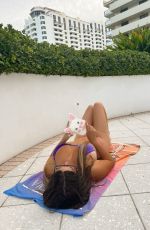 CLAUDIA ROMANI CelebrateS Easter in Miami Beach 04/17/2022
