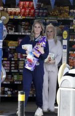 DANIELLE LLOYD Shopping at Tesco in Birmingham 04/10/2022
