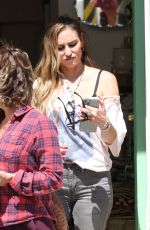 DREA DE MATTEOOut for Coffee in Los Angeles 04/15/2022