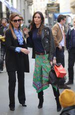 ELISABETTA GREGORACI Out and About in Milan 04/12/2022
