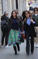 ELISABETTA GREGORACI Out and About in Milan 04/12/2022