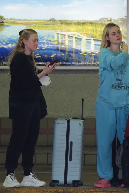 ELLE and DAKOTA FANNING Arrives in Miami 04/08/2022