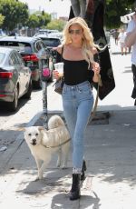 EMMA HERNAN Out for Lunch at Sycamore Kitchen in Los Angeles 04/25/2022