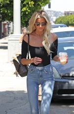 EMMA HERNAN Out for Lunch at Sycamore Kitchen in Los Angeles 04/25/2022