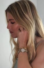 EUGENIE BOUCHARD - Instagram Photos and Video 04/19/2022