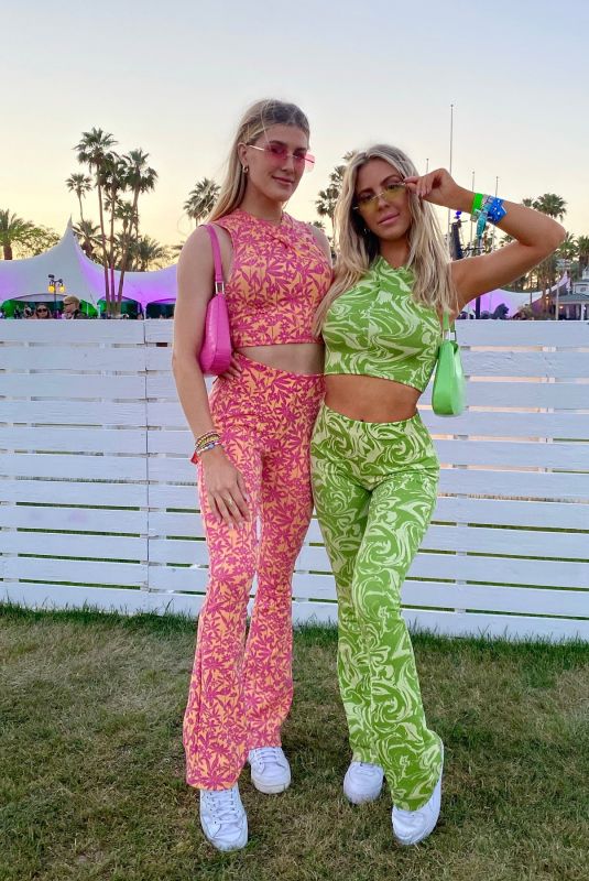 EUGENIE BOUCHARD – Instagram Photos and Videos 04/18/2022