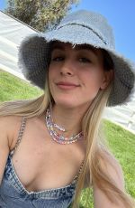 EUGENIE BOUCHARD - Instagram Photos and Videos 04/18/2022