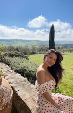 FIONA BARRON - Instagram Photos 04/25/2022