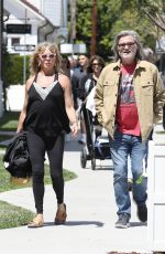 GOLDIE HAWN and Kurt Russell Out in Pacific Palisades 04/16/2022