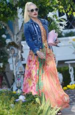 GWEN STEFANI Headig to Her Father