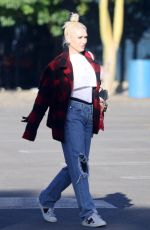 GWEN STEFANI in Ripped Denim Out in Los Angeles 03/31/2022