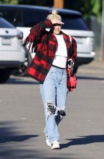 GWEN STEFANI in Ripped Denim Out in Los Angeles 03/31/2022