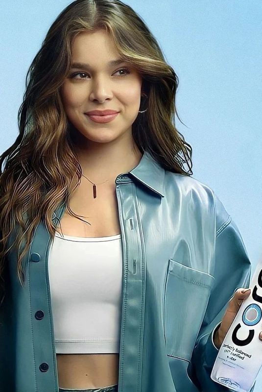 HAILEE STEINFELD for Core Hydration Campaign 2022