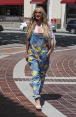HEIDI KLUM Arrives at AGT Studios in Pasadena 04/07/2022