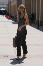 HEIDI KLUM Arrives at America