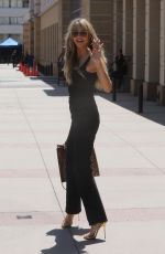 HEIDI KLUM Arrives at America