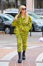 HEIDI KLUM Arrives at America