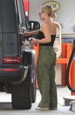 HILARY DUFF at a Gas Station in Sherman Oaks 04/28/2022