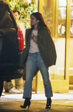 JENNIFER ANISTON and COURTENEY COX Out for Dinner at Tower Bar in Los Angeles 04/12/2022
