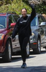 JENNIFER GARNER Celebrates Her 50th Birthday on Easter Sunday in Brentwood 04/17/2022