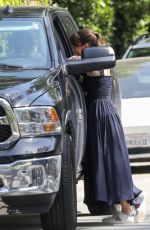 JENNIFER GARNER Chats with John Miller in Brentwood 04/25/2022