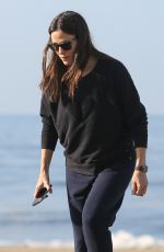 JENNIFER GARNER Out at Beach for a School Event in Santa Monica 03/31/2022