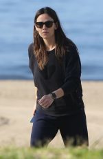 JENNIFER GARNER Out at Beach for a School Event in Santa Monica 03/31/2022