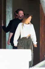 JENNIFER LOPEZ and Ben Affleck at a Massive Real Estate Property on the Market in Beverly Hills 04/12/2022