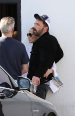 JENNIFER LOPEZ Looks at An Office Property for a New Business Venture in Los Angeles 04/08/2022