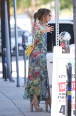 JENNIFER LOPEZ Out Shopping for Furniture in Culver City 04/05/2022