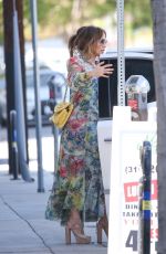 JENNIFER LOPEZ Out Shopping for Furniture in Culver City 04/05/2022