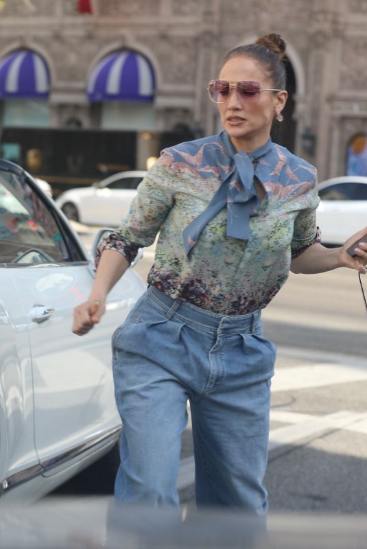 JENNIFER LOPEZ Out Shopping on Rodeo Drive at Brunello Cucinelli in Beverly Hills 04/27/2022