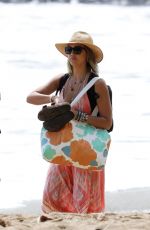 JESSICA ALBA and Cash Warren on Vacation in Hhawaii 04/25/2022