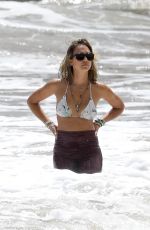 JESSICA ALBA and Cash Warren on Vacation in Hhawaii 04/25/2022