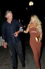 JESSICA SIMPSON Arrives at Jessica Alba