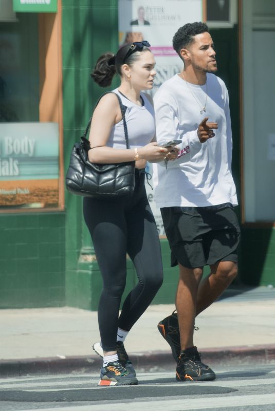 JESSIE J and Chanan Colman Out in Silverlake 04/18/2022