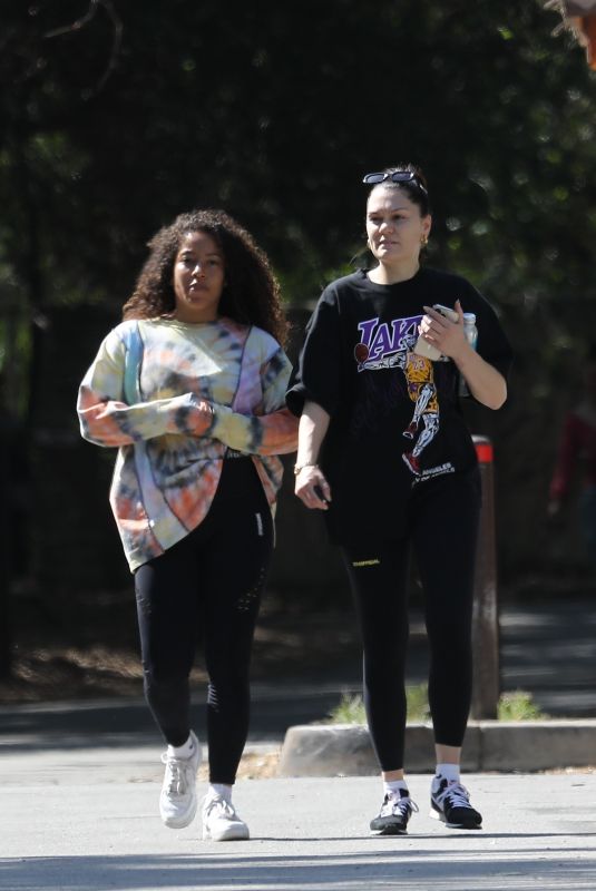 JESSIE J Out Hiking with a Friend in Hollywood 04/25/2022