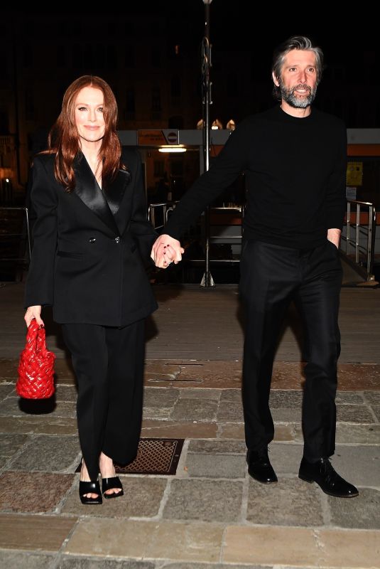 JULIANNE MOORE Out for Bottega Veneta Party in Venice 04/21/2022