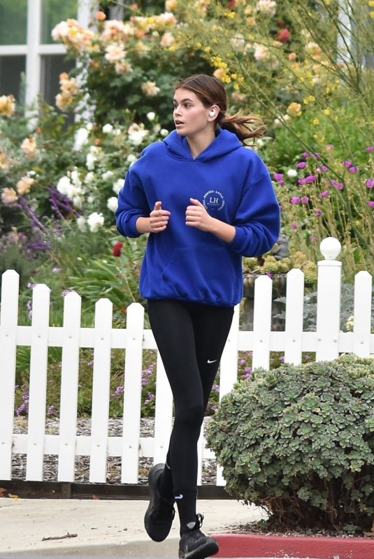 KAIA GERBER Out Jogging in Studio City 04/02/2022