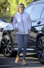 KATE HUDSON Heading to Workout in Los Angeles 04/01/2022