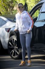 KATE HUDSON Heading to Workout in Los Angeles 04/01/2022