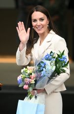 KATE MIDDLETON at Maternal Healthcare Organizations in London 04/27/2022
