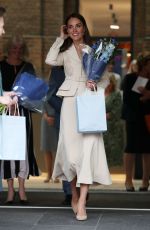 KATE MIDDLETON at Maternal Healthcare Organizations in London 04/27/2022