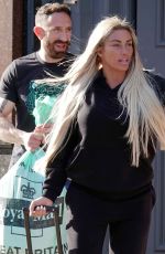 KATIE PRICE Out in London 04/01/2022