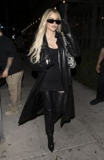 KHLOE KARDASHIAN and KRIS JENNER at Osteria Mozza Italian Restaurant in Hollywood 04/06/2022