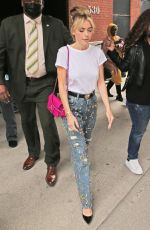 KIERNAN SHIPKA Arrives at Drew Barrymore Show in New York 04/26/2022
